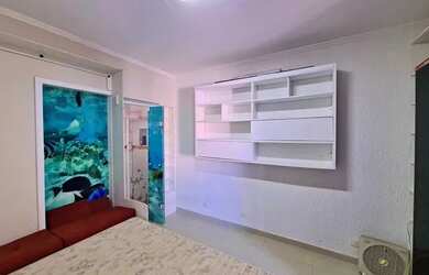 Imagem 7: 01 AMPLO DORMITÓRIO, APENAS 01 QUADRA DA PRAIA