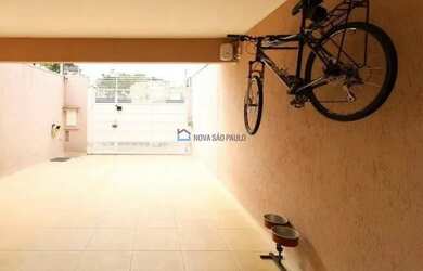 Imagem 16: Belíssimo sobrado semi novo com 135m² com 3 dormitórios, sendo 3 suítes e 3 vagas em Nov