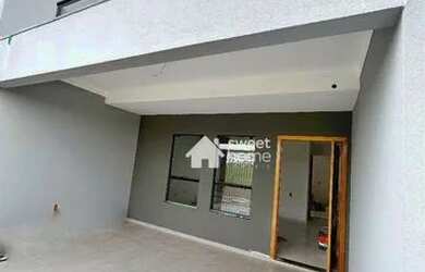 Imagem: A casa possui 3 Dormitórios, 1 Banheiro, 2 Vagas na garagem