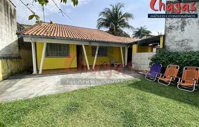 Imagem: A casa possui 5 Dormitórios, 5 Banheiros, 5 Vagas na garagem