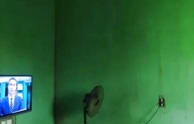 Imagem: A casa possui 1 Dormitório, 1 Banheiro, 300m² de Área e