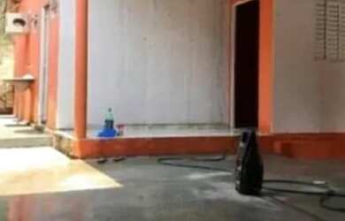 Imagem: A casa possui 3 Dormitórios, 1 Banheiro, 130m² de Área e