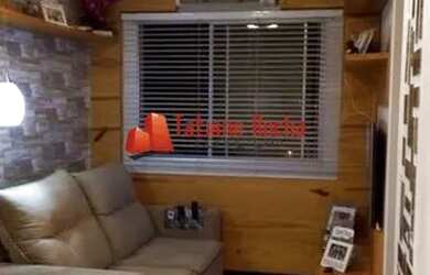 Imagem: O apartamento possui 3 Dormitórios, 1 Banheiro, 1 Vaga na garagem