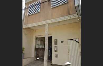 Imagem: A casa possui 4 Dormitórios, 3 Banheiros e está localizado