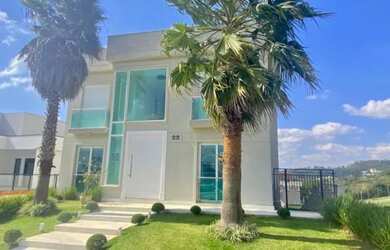 Imagem: A casa em condomínio possui 4 Dormitórios, 5 Banheiros, 5