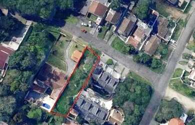 Imagem: O terreno possui 580m² de Área e está localizado em Pilarzinho