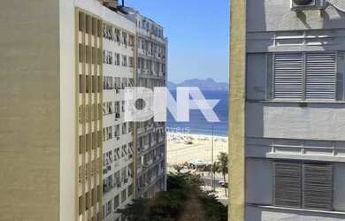 Imagem: O apartamento possui 1 Dormitório, 1 Banheiro e 50m² de Área