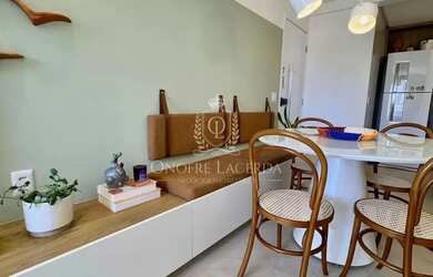 Imagem: O apartamento possui 2 Dormitórios, 1 Banheiro, 1 Vaga na garagem