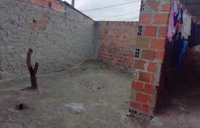 Imagem 4: Casa de esquina Casa com 3 dormitórios