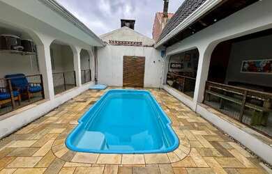 Imagem 4: Casa faixa mar Matinhos pé na areia