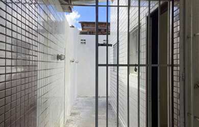 Imagem 5: Aluguel em Paratibe Térreo com Área em U