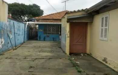 Imagem: O terreno à venda possui e está localizado em Penha de França