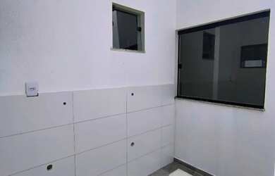 Imagem 9: Ótima casa 3/4 sendo 1 suíte próxima a Av. Airton Senna