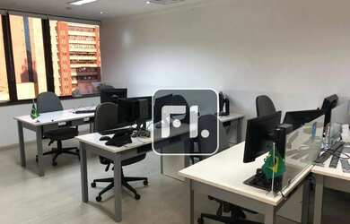 Imagem 8: Conjunto, 490 m² - venda por R$ 5.714.000,01 ou aluguel por R$ 35.388,18/mês...