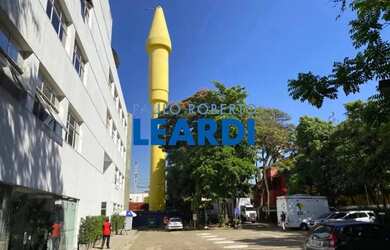 Imagem: O depósito possui 4471m² de Área e está localizado em Vila