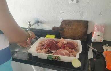 Imagem 8: Alugo casa com 4 suítes com ar condicionado piscina churrasqueira wi-fi...