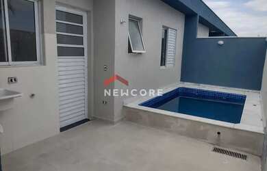 Imagem: A casa em condomínio possui 2 Dormitórios, 1 Banheiro, 1 Vaga