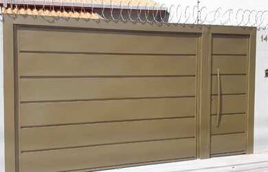 Imagem: A casa possui 2 Dormitórios, 2 Banheiros, 82m² de Área e