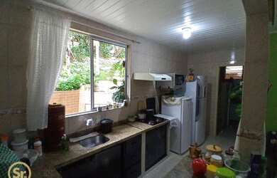 Imagem 16: Bela casa integrada no verde por R$ 655.000,00