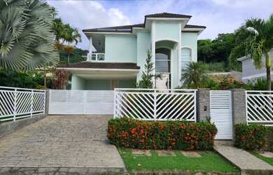 Imagem 1: Excelente casa, condomínio pedra verde, alto padrão em Maricá