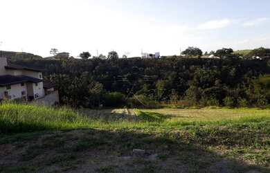 Imagem: O terreno possui 1.487m² de Área e está localizado em Bandeira