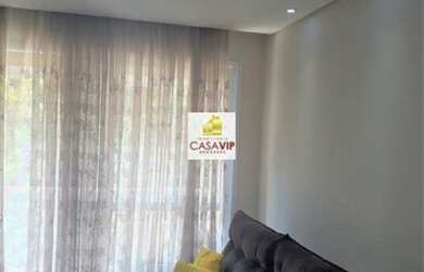 Imagem: O apartamento possui 3 Dormitórios, 1 Banheiro, 2 Vagas na