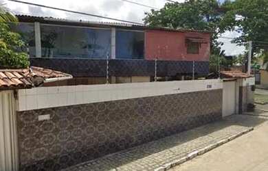 Imagem: A casa possui 5 Dormitórios, 5 Banheiros, 3 Vagas na garagem