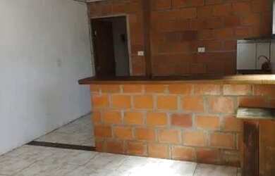 Imagem: A casa possui 2 Dormitórios, 2 Banheiros, 68m² de Área e