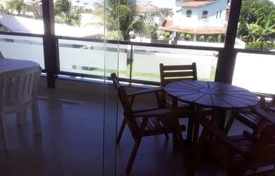 Imagem: A casa possui 5 Dormitórios, 3 Banheiros, 3 Vagas na garagem