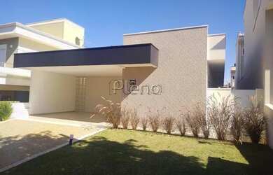 Imagem: A casa em condomínio possui 3 Dormitórios, 2 Banheiros, 4