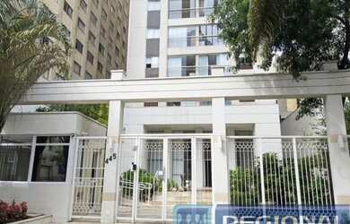 Imagem: O apartamento possui 1 Dormitório, 1 Banheiro, 1 Vaga na garagem