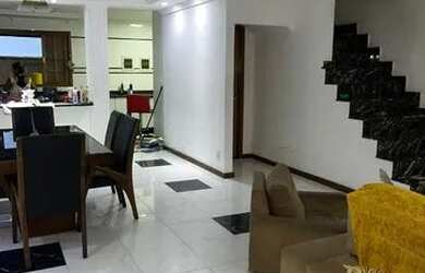 Imagem: A casa em condomínio possui 3 Dormitórios, 4 Banheiros, 3