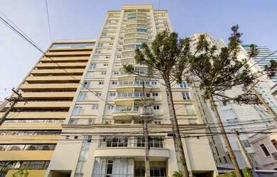 Imagem: O apartamento possui 3 Dormitórios, 3 Banheiros, 1 Vaga na