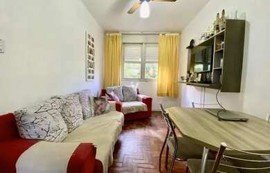 Imagem: O apartamento possui 3 Dormitórios, 1 Banheiro, 60m² de Área