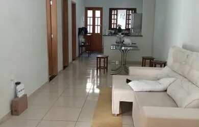 Imagem: A casa em condomínio possui 4 Dormitórios, 2 Banheiros e 125m²