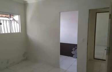 Imagem 6: VENDO CASA NO SANTAREM. 80m² de Área, 1 Vaga na garageme2 Dormitórios