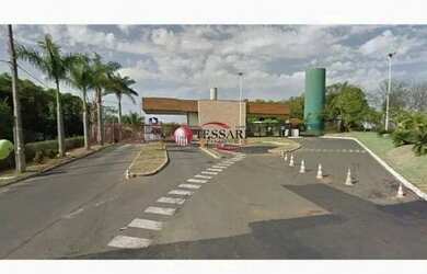 Imagem 3: Venda - Casa em Condomínio, Térrea, 04 Dormitórios, sendo 01 Suíte...