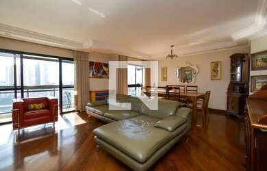 Imagem: O apartamento possui 4 Dormitórios, 4 Banheiros, 4 Vagas na