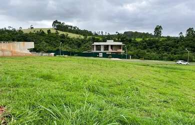 Imagem: O terreno possui 1.200m² de Área e está localizado em Loteamento