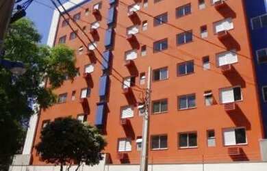 Imagem: O apartamento possui 1 Dormitório, 1 Banheiro, 1 Vaga na garagem