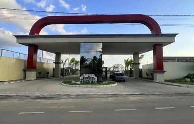 Imagem: O terreno possui 325m² de Área e está localizado em Santa