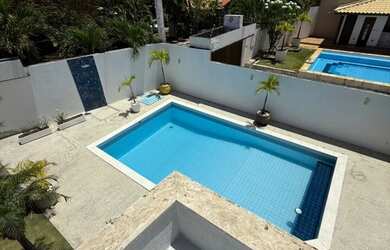 Imagem 12: Casa Maravilhosa Com energia solar em Vilas do Atlântico. Uma rua atrás da praia