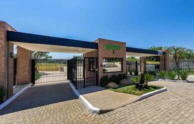 Imagem: O terreno possui 150m² de Área, Piscina e está localizado