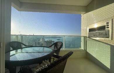 Imagem: O apartamento possui 4 Dormitórios, Acomodam 10 pessoas e 3