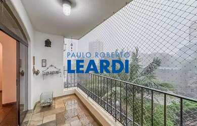 Imagem: O apartamento possui 3 Dormitórios, 4 Banheiros, 2 Vagas na