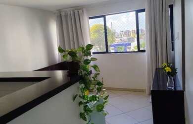 Imagem: A kitnet possui 1 Dormitório, 1 Banheiro, 1 Vaga na garagem