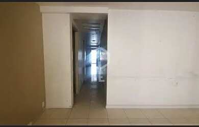 Imagem: O depósito possui 1650m² de Área e está localizado em Copacabana