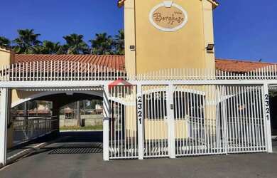 Imagem: A casa em condomínio possui 2 Dormitórios, 2 Banheiros, 1