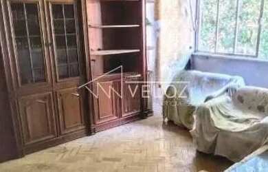 Imagem: O apartamento possui 3 Dormitórios, 1 Banheiro e 124m² de