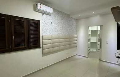 Imagem 13: Imóvel para venda possui 300 metros quadrados com 4 quartos em Cohajap...